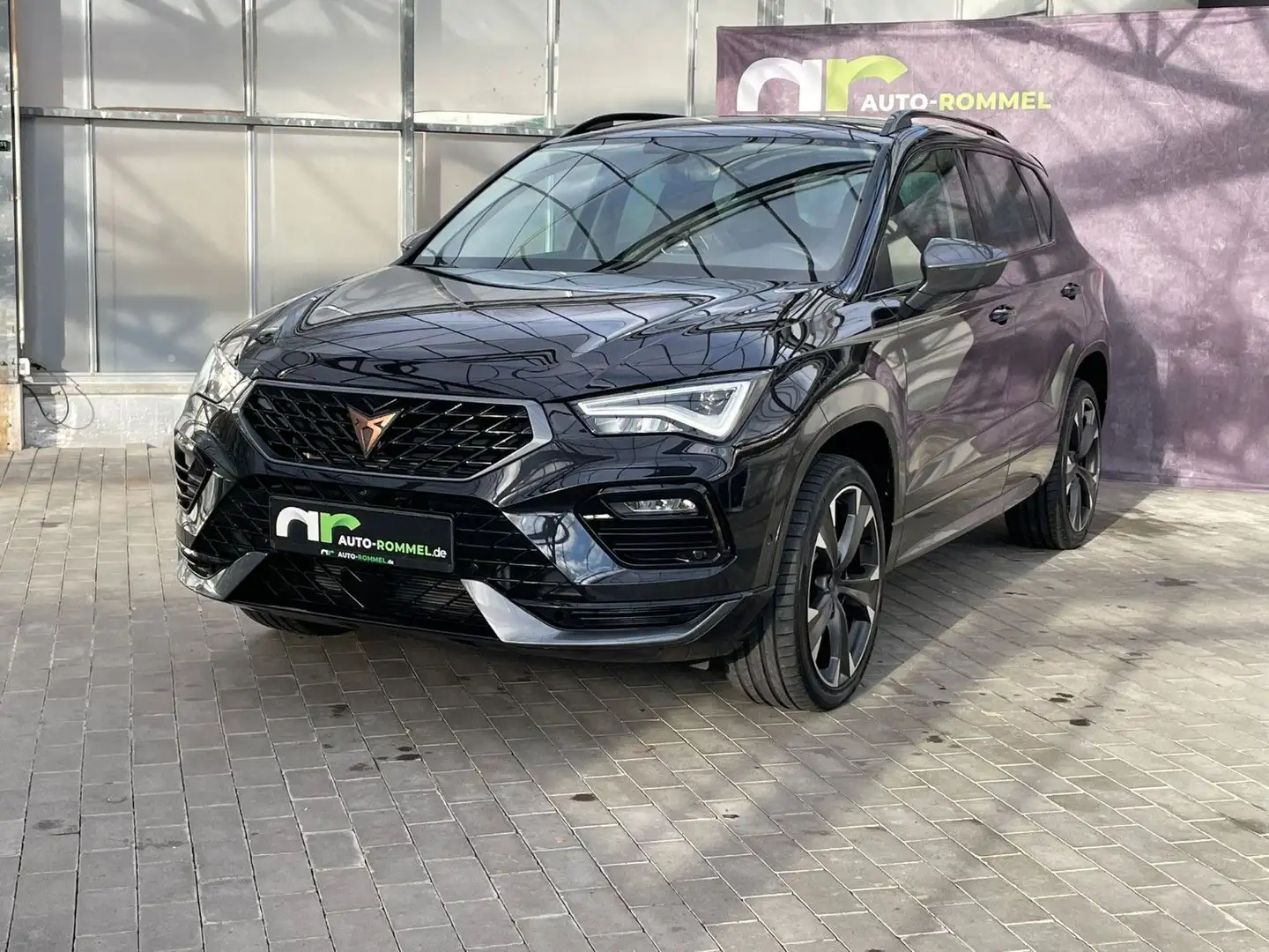 CUPRA Ateca 1.5 TSI DSG LED Nav Assist Virtual SH 19" Чорний - 1
