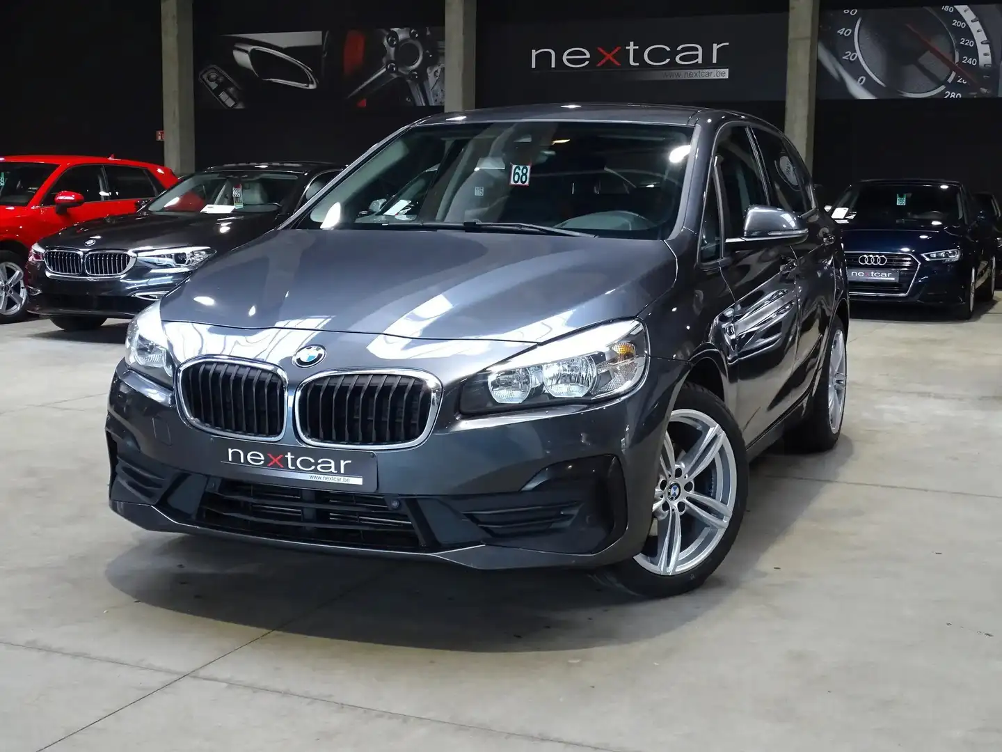 BMW 216 d Active Tourer *NAVI-CUIR-PARKING-LIMITEUR-EURO6* Grijs - 1