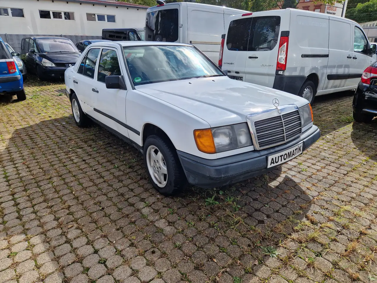 Mercedes-Benz 260