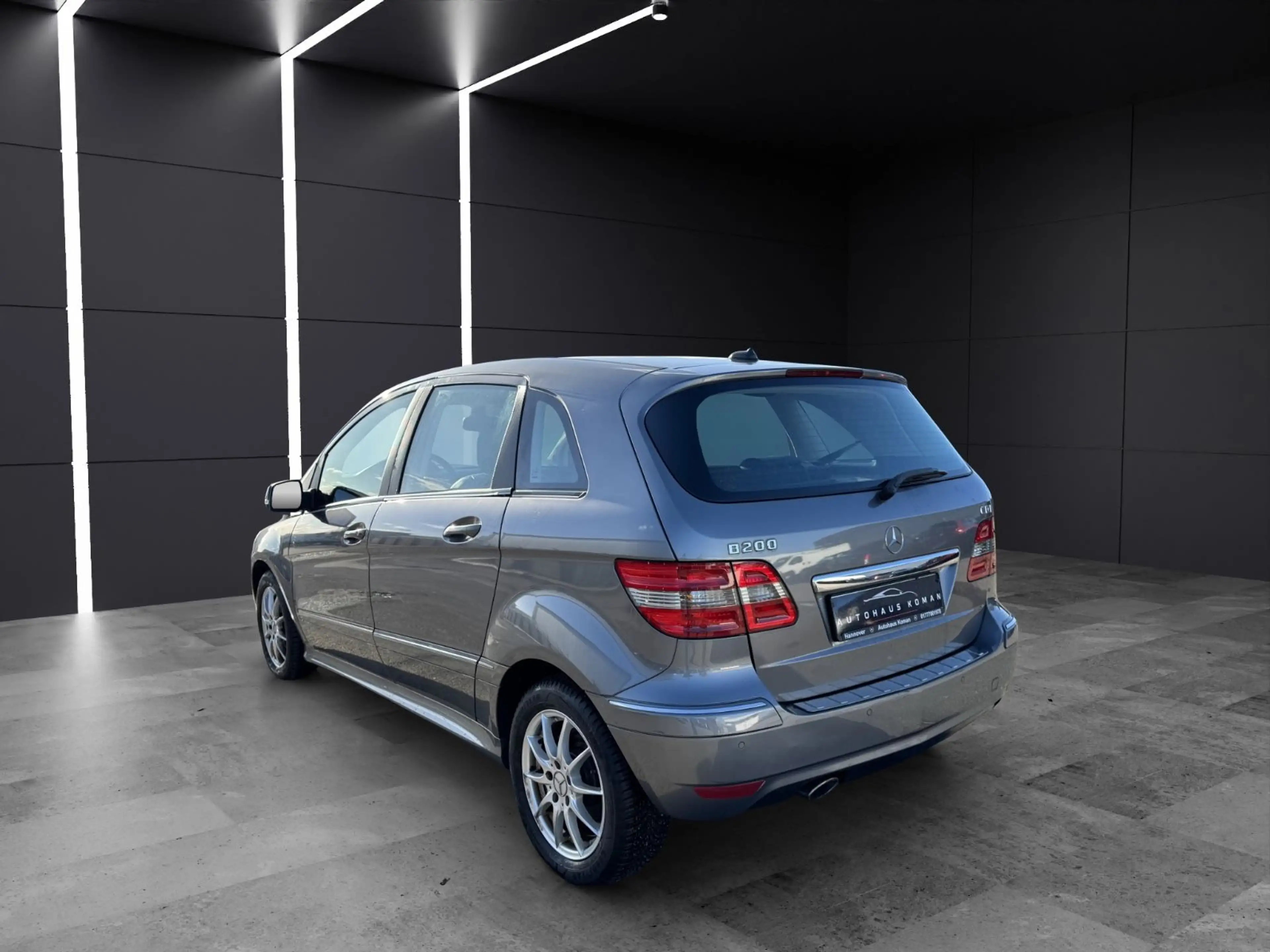 Mercedes-Benz B 200 B200CDI*AUTOM.*S.DACH*KLIMA*PDC*NAVI*96.000km — photo 6