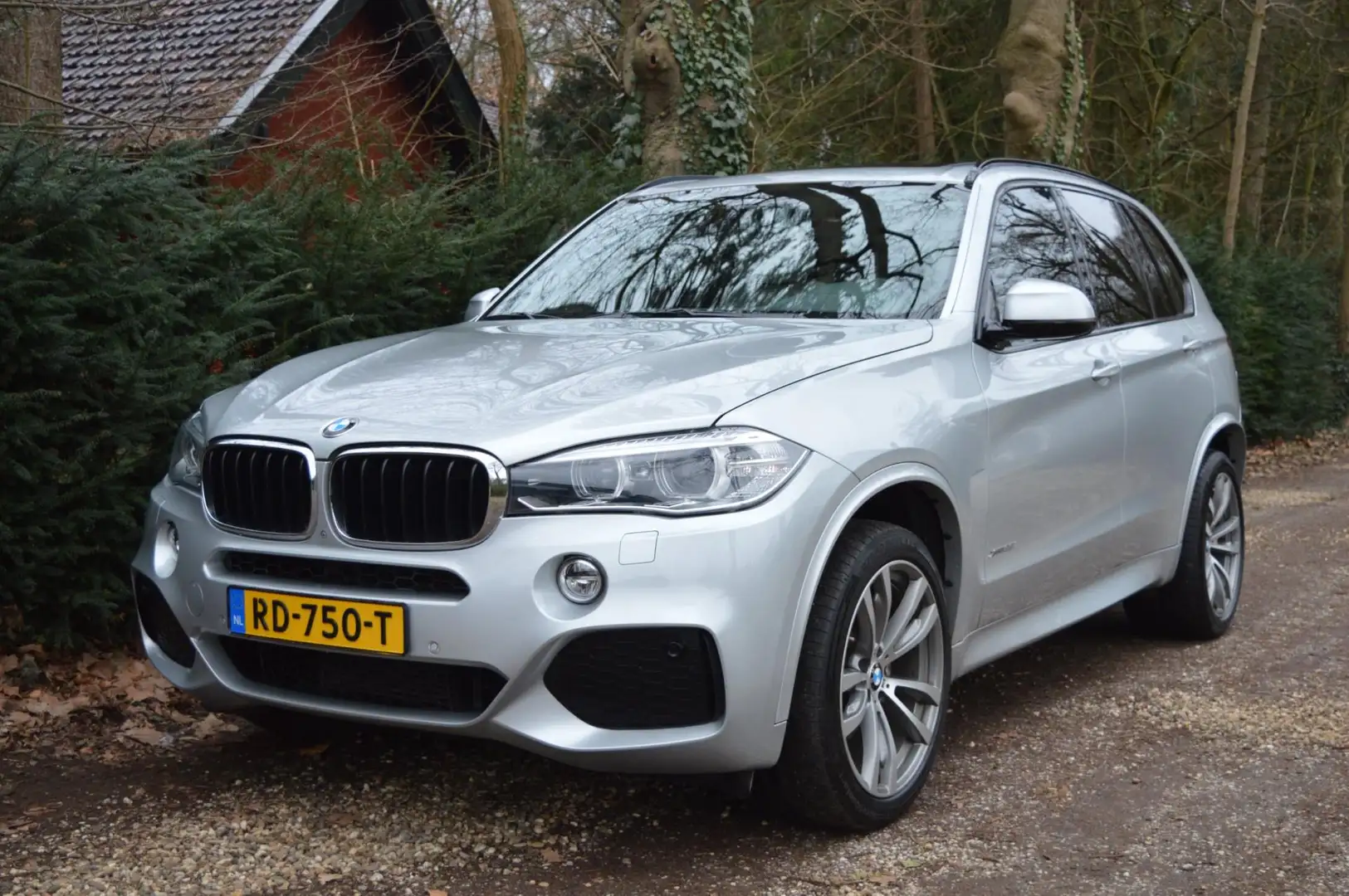 BMW X5 XDrive35i High Exe M-pakket/panorama/dealer onderh Grey - 2