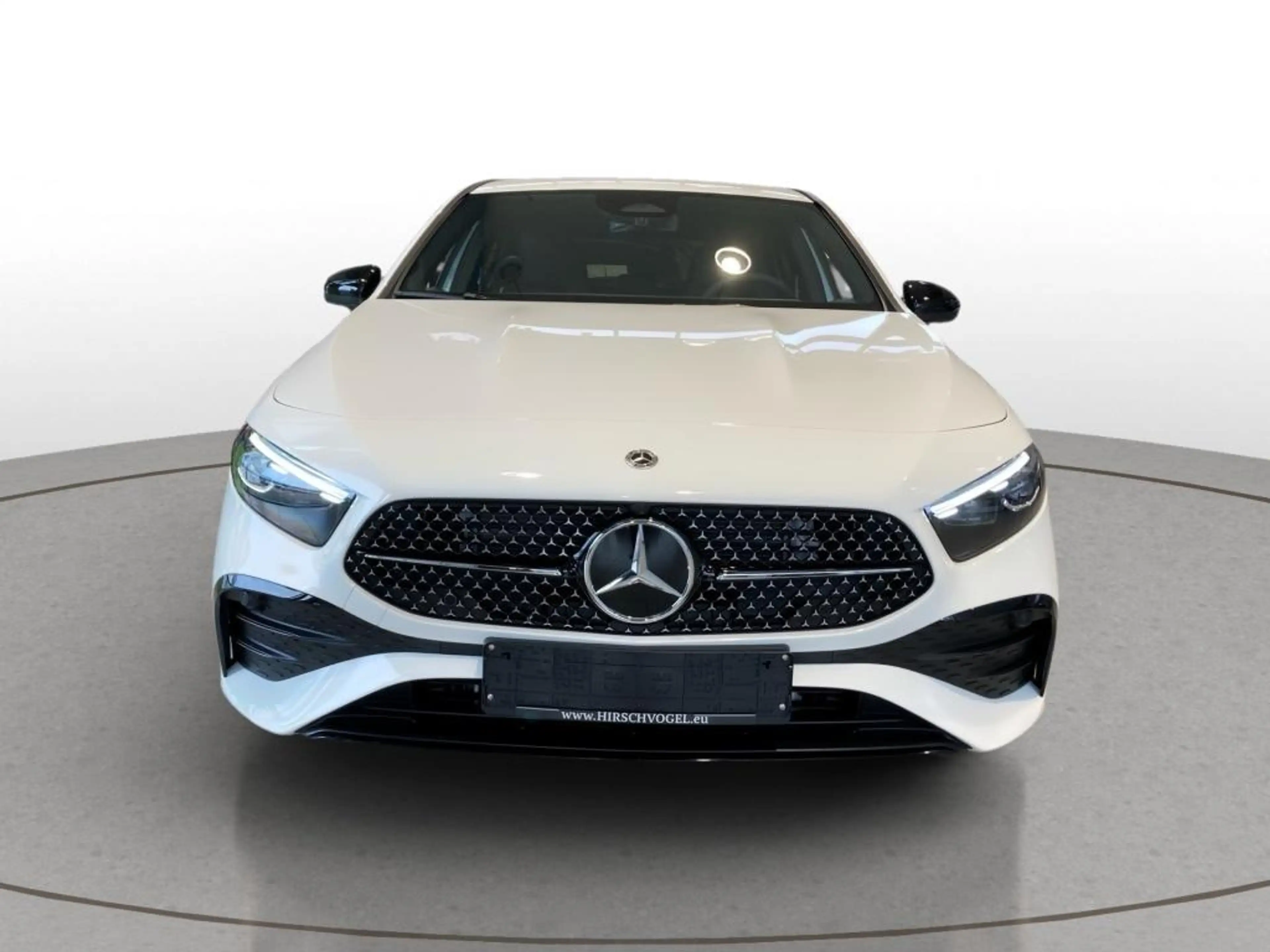 Mercedes-Benz A 180 AMG-Line+Night+MULTIBEAM+MBUX+Navi-Pr.+Kam — photo 3