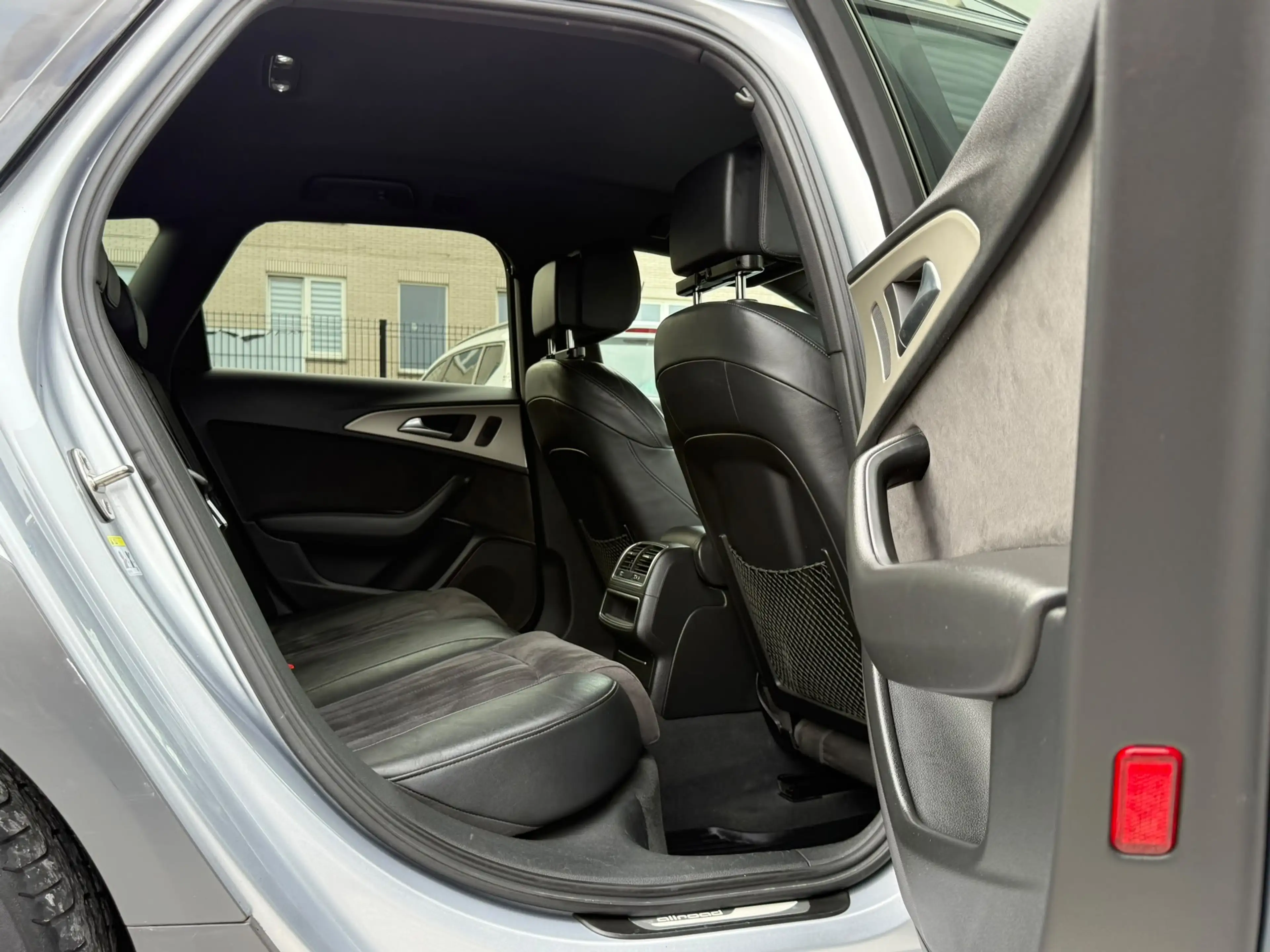 Audi A6 allroad A6 3.0 TDi V6 Quattro S tronic — photo 13