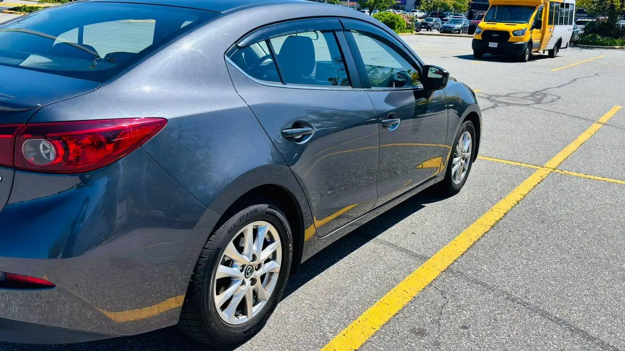 Mazda 3 photo Mazda 3