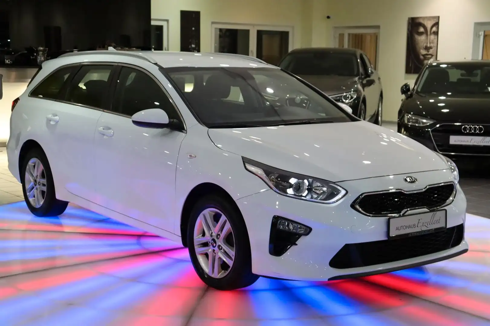 Kia Ceed SW / cee'd SW Vision Automatik*NAVI*SHZ*LED* Weiß - 2