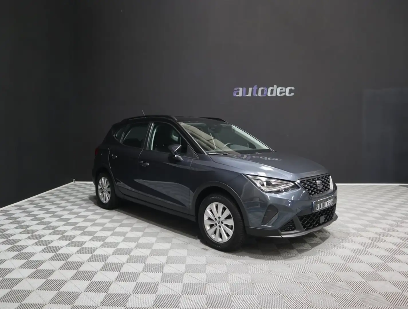 SEAT Arona 1.0 TSI 81kW (110CV) Style XM Gris - 1