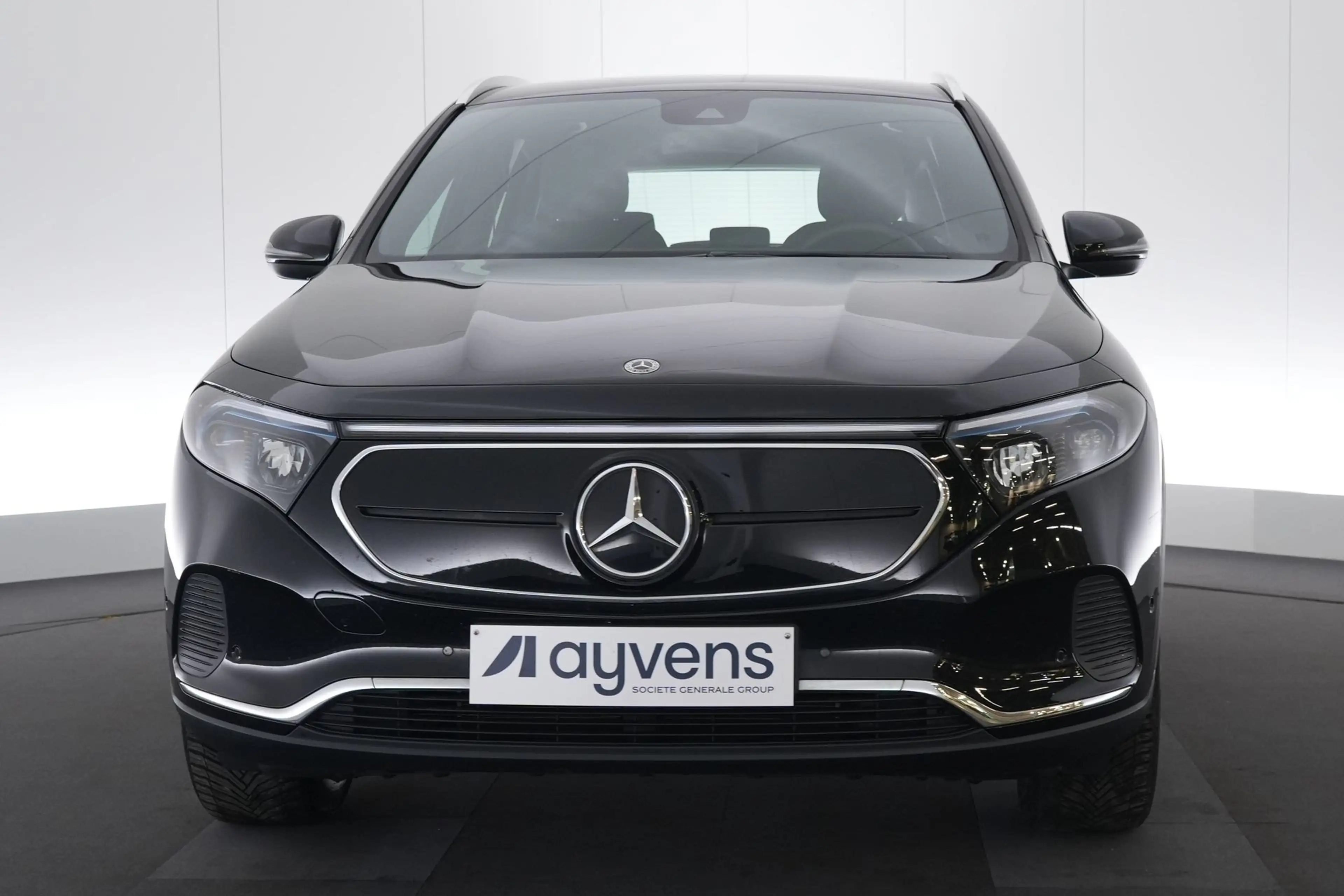 Mercedes-Benz EQA 250 Business Line LEDER/STOF LED GPS PDC CAM BLIS Verw — photo 2