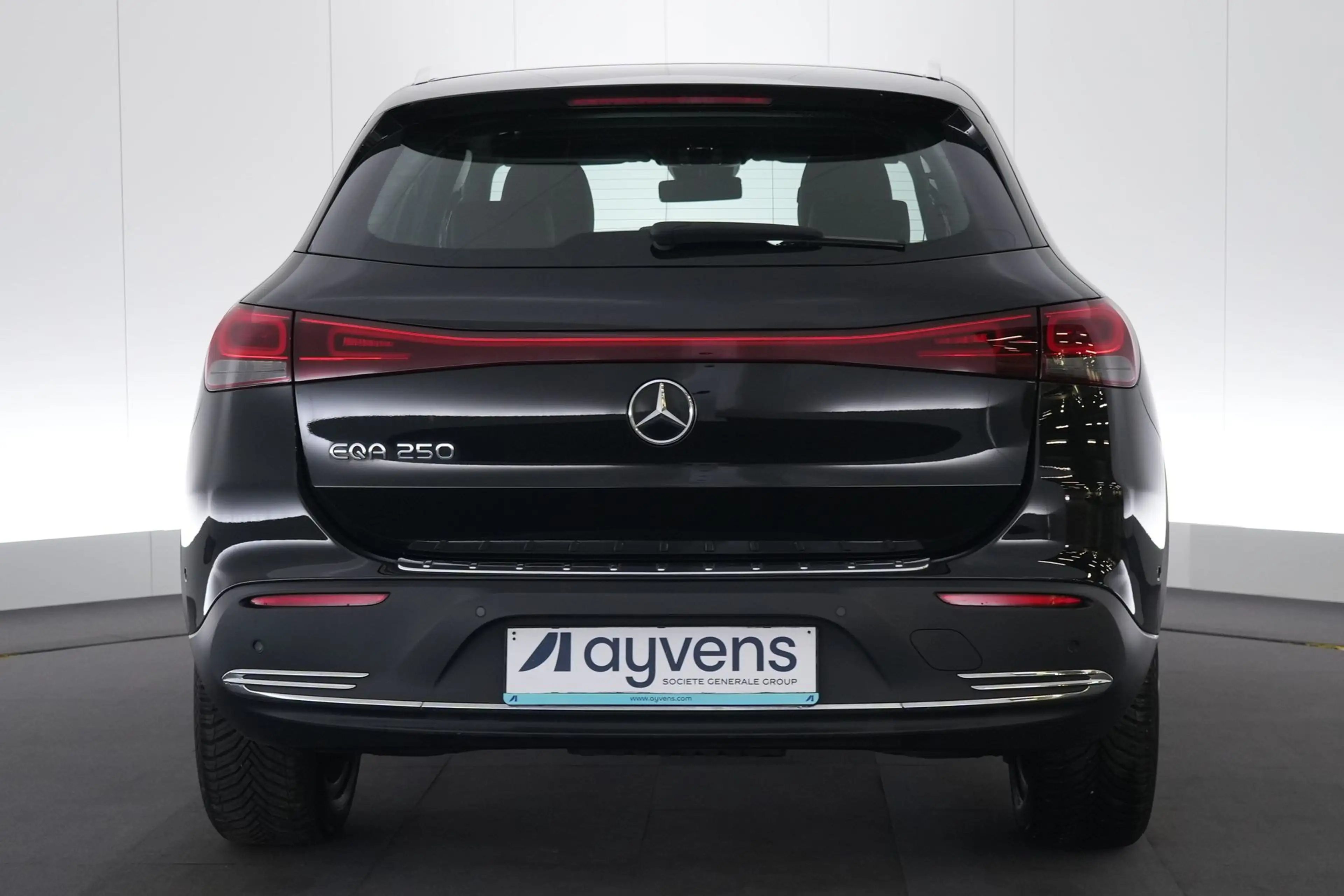 Mercedes-Benz EQA 250 Business Line LEDER/STOF LED GPS PDC CAM BLIS Verw — photo 8