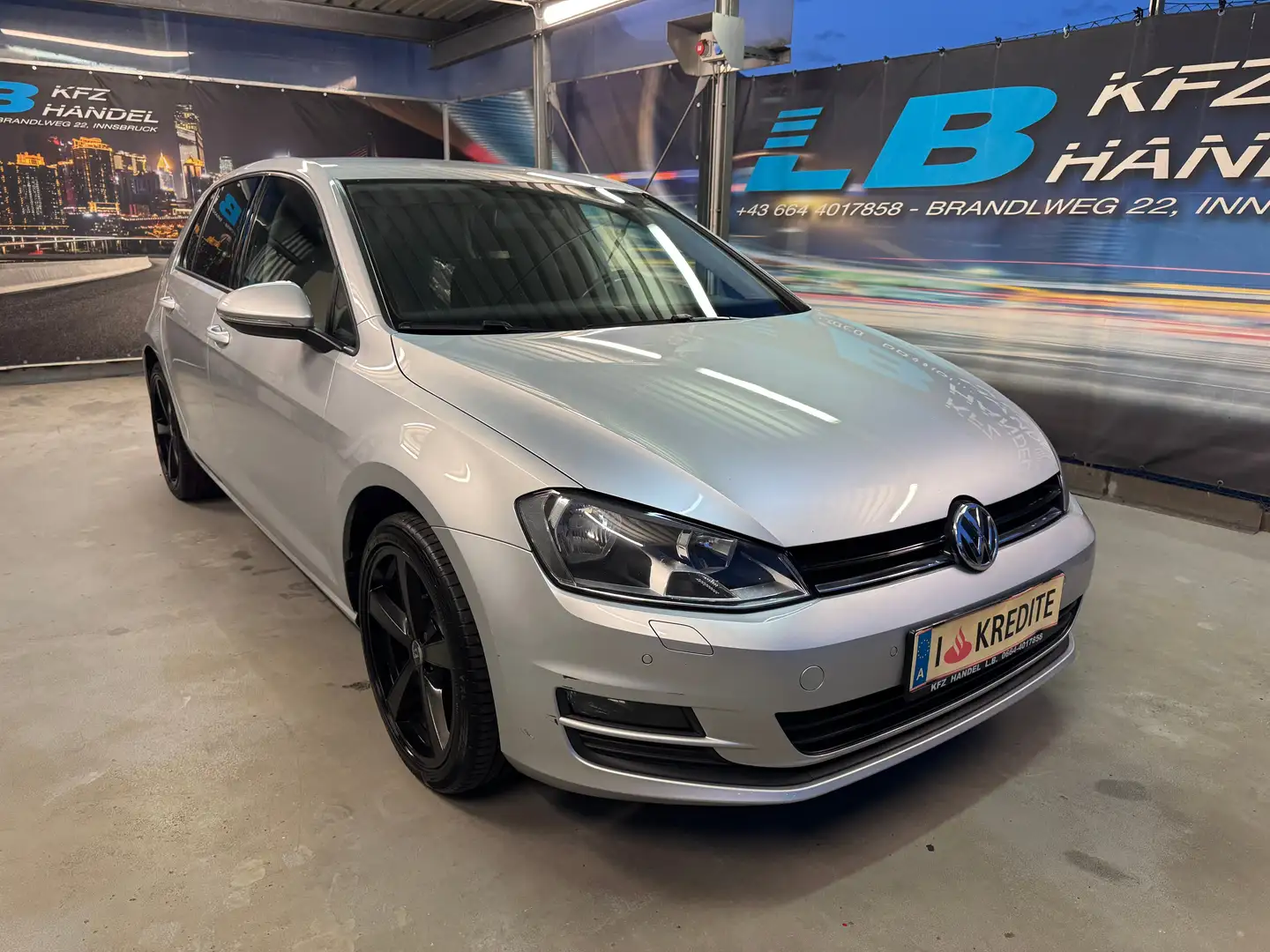 Volkswagen Golf Rabbit 1,2 BMT TSI Grau - 2