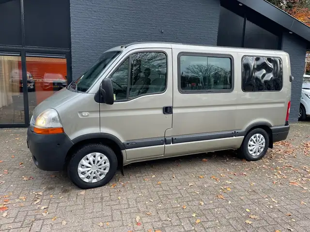 Renault Master invalide  rolstoel uitvoering