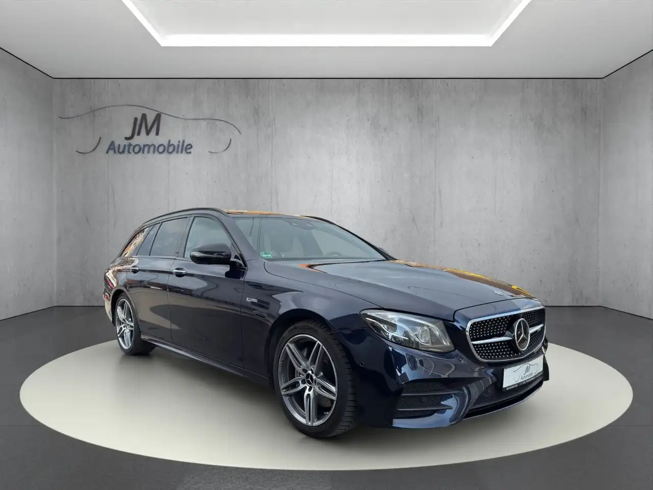 Mercedes-Benz E 43 AMG