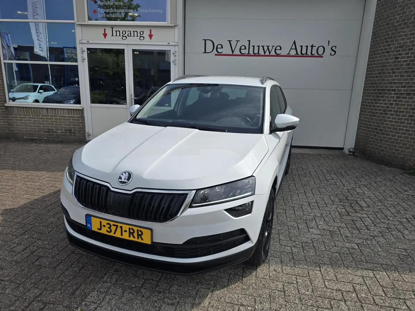 Skoda Karoq 1.5 TSI ACT Style Business Carplay Trekhk Camera Blanc - 1