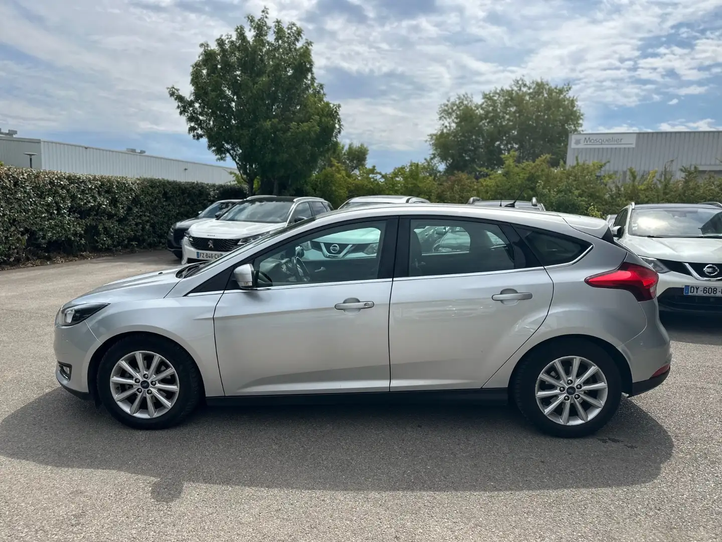 Ford Focus Titanium Gris - 2
