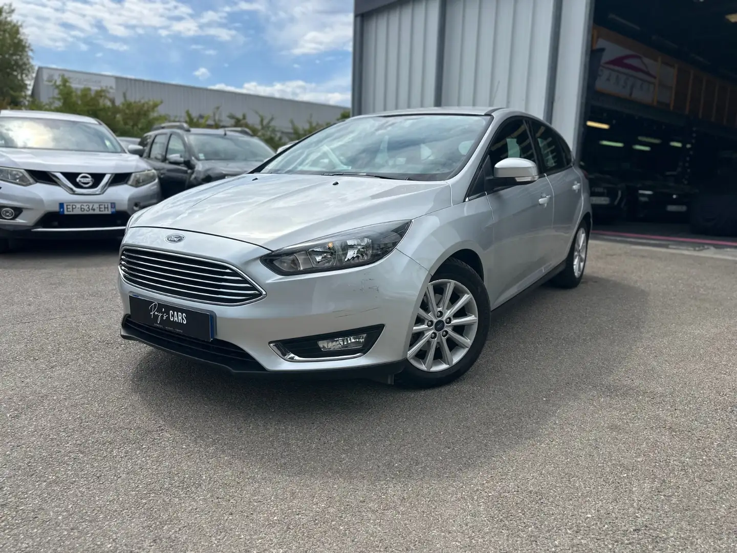 Ford Focus Titanium Gris - 1