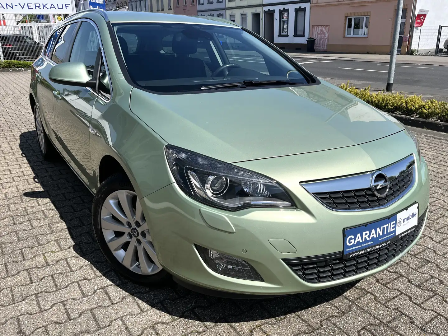 Opel Astra 1.4 Turbo Sports Tourer Innovation*Xenon* Grün - 2
