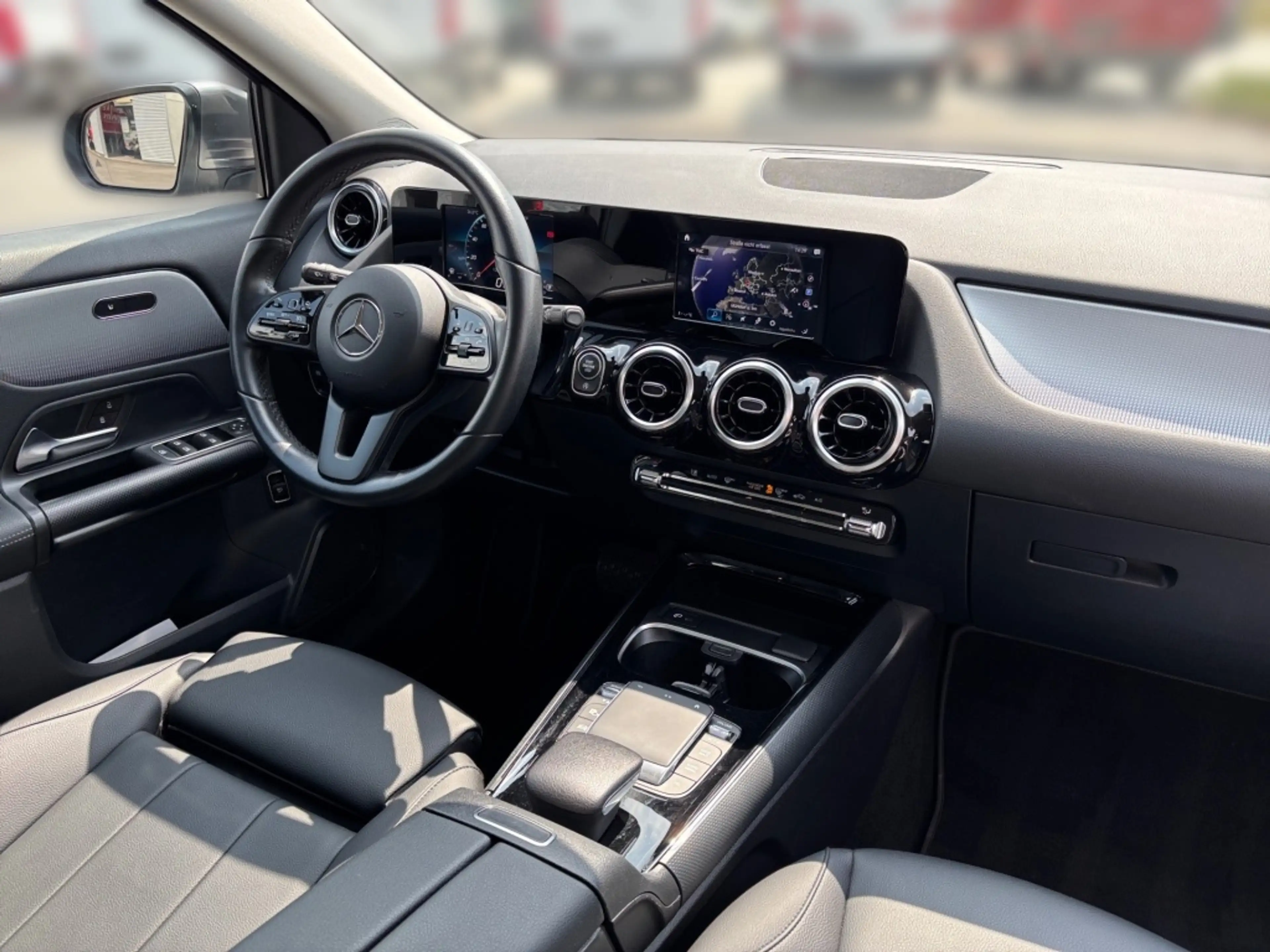 Mercedes-Benz GLA 220 d 4MATIC MBUX*CarPlay*AHK*360*AUT*Navi — photo 10