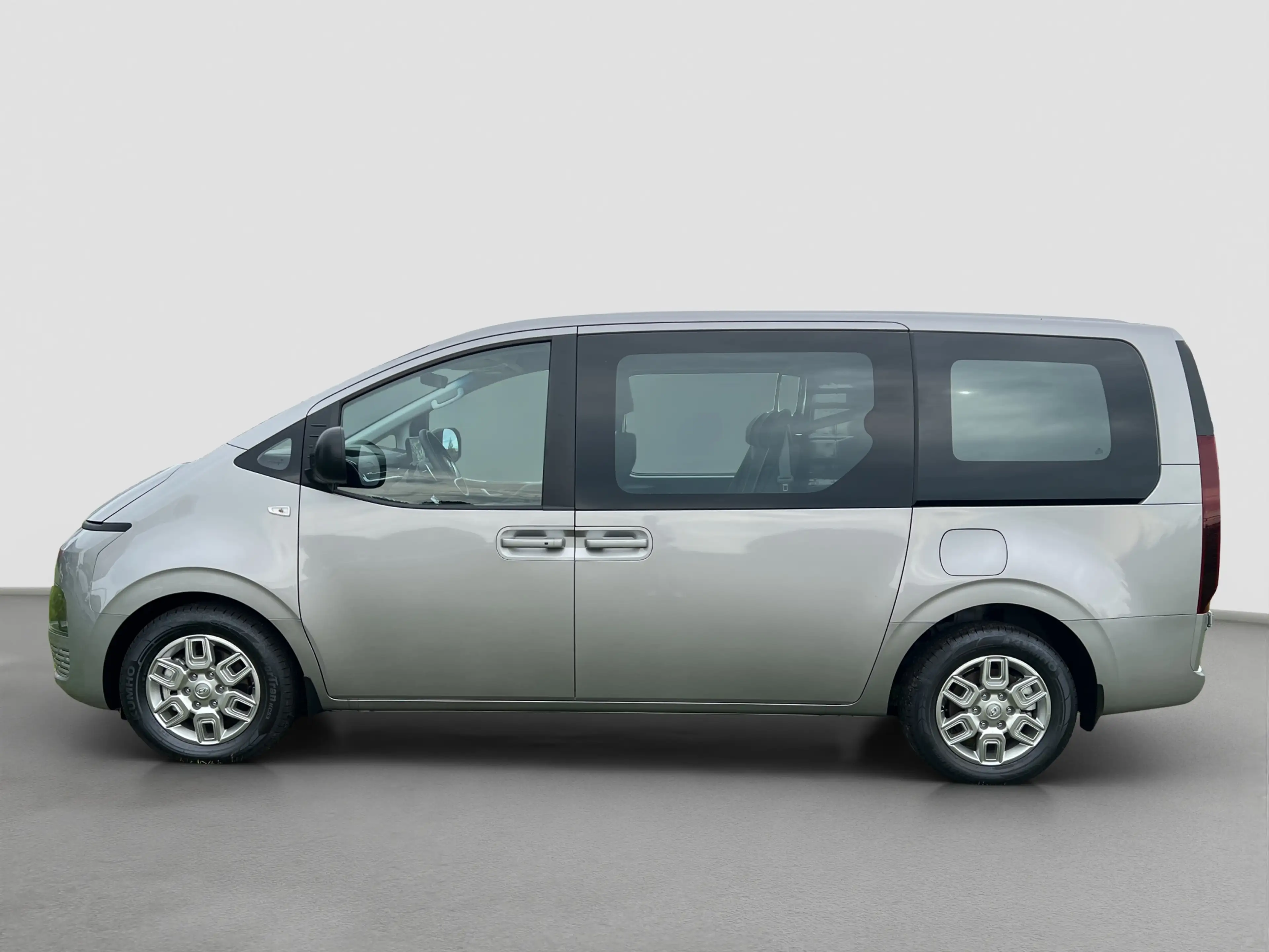 Hyundai STARIA 2.2 Dubbele Cabine 6 pers Aut. Camera | 6 pers Dub — photo 3