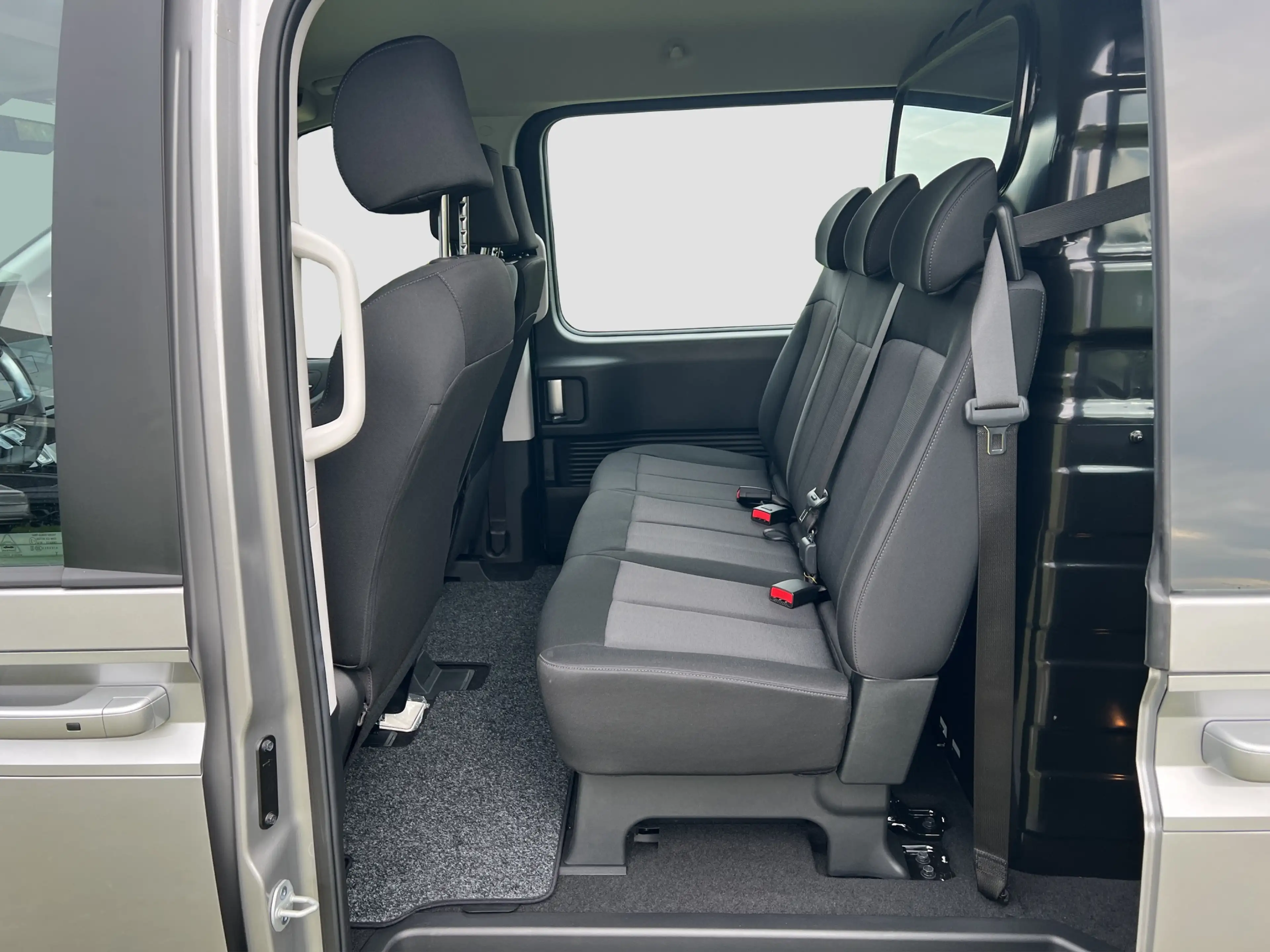 Hyundai STARIA 2.2 Dubbele Cabine 6 pers Aut. Camera | 6 pers Dub — photo 12