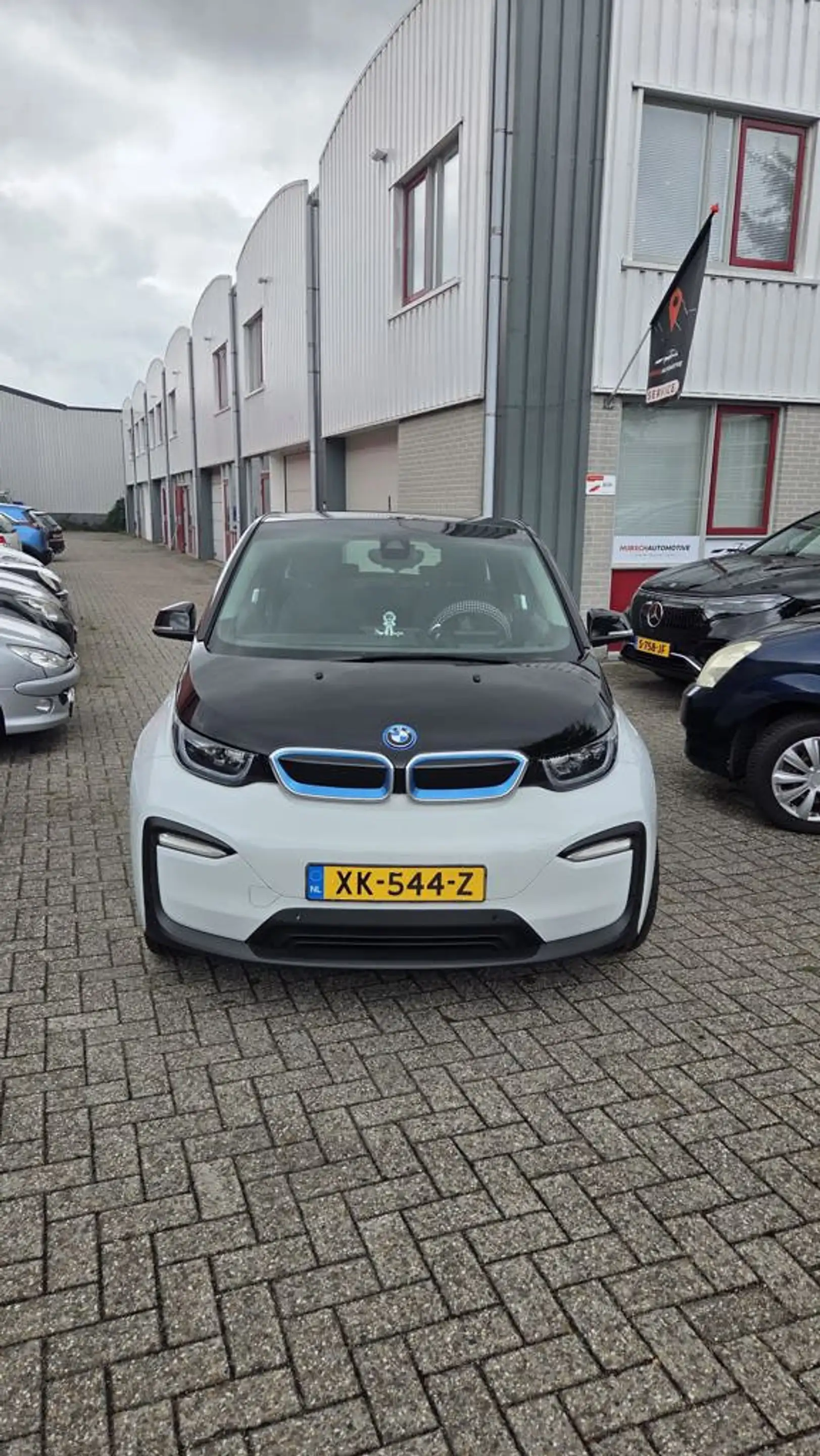 BMW i3 Basis 120Ah 42 kWh — photo 3