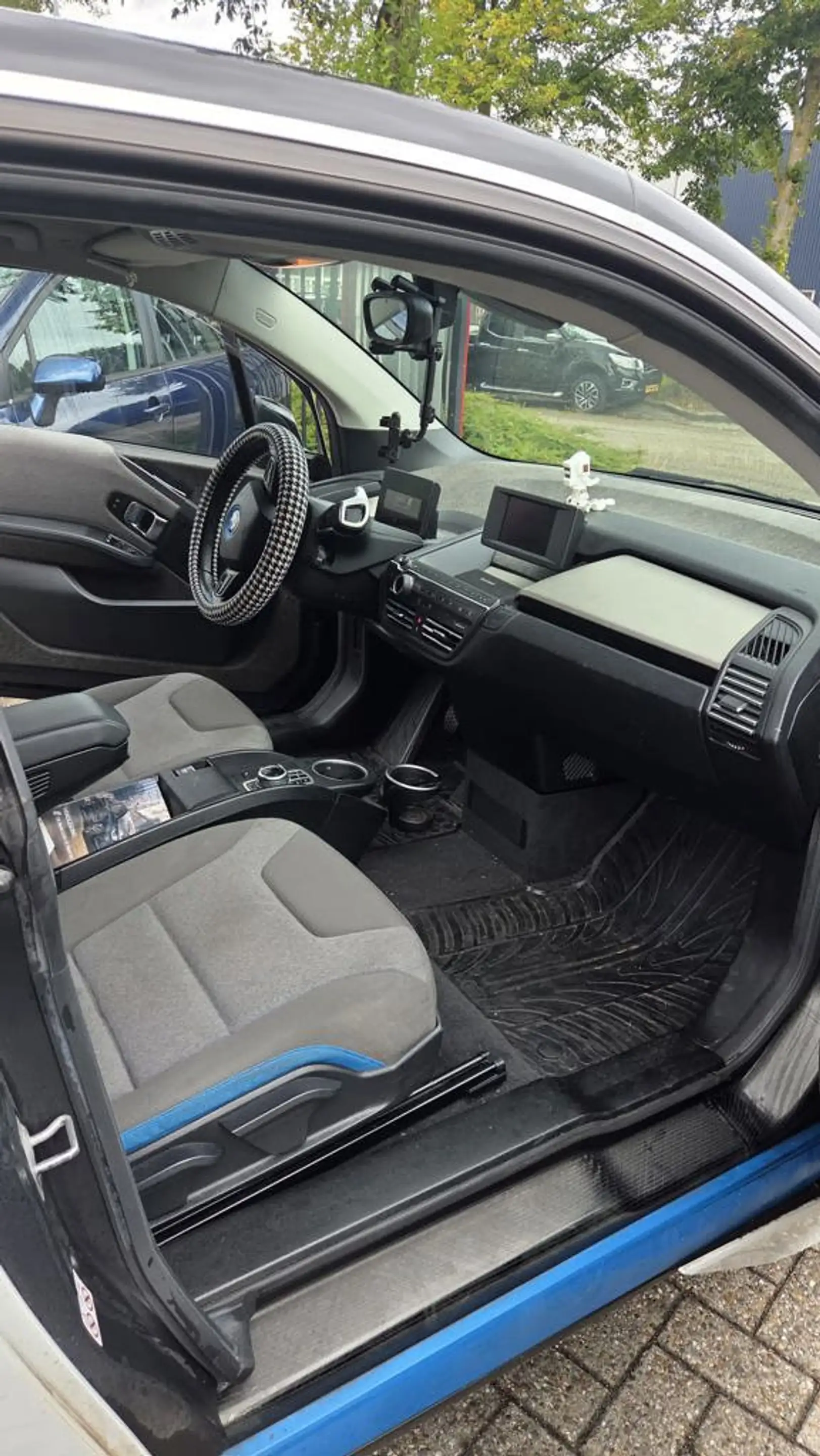BMW i3 Basis 120Ah 42 kWh — photo 9