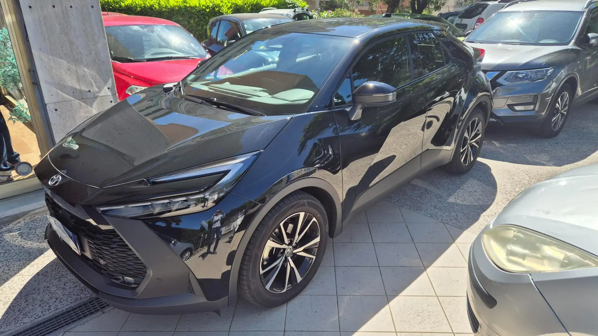Toyota C-HR C-HR 1.8 hv Trend fwd e-cvt Noir - 1