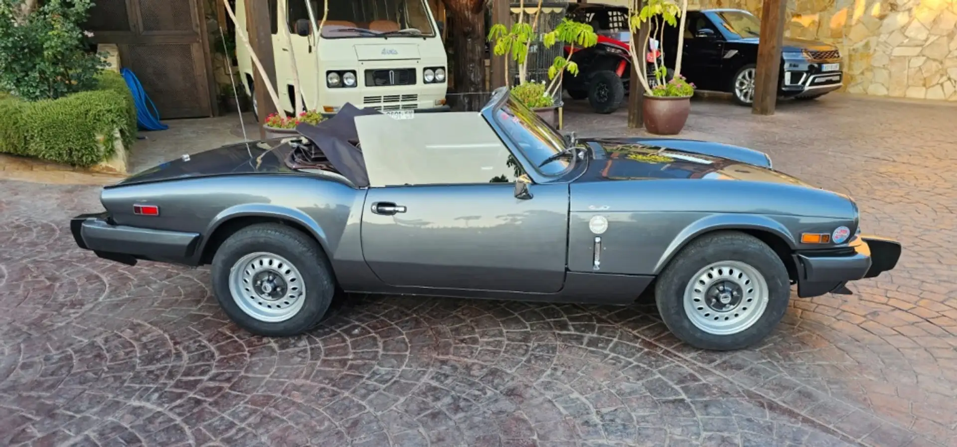 Triumph Spitfire 1500 Verde - 2