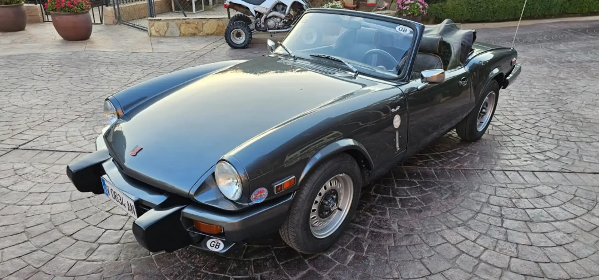 Triumph Spitfire 1500 Verde - 1