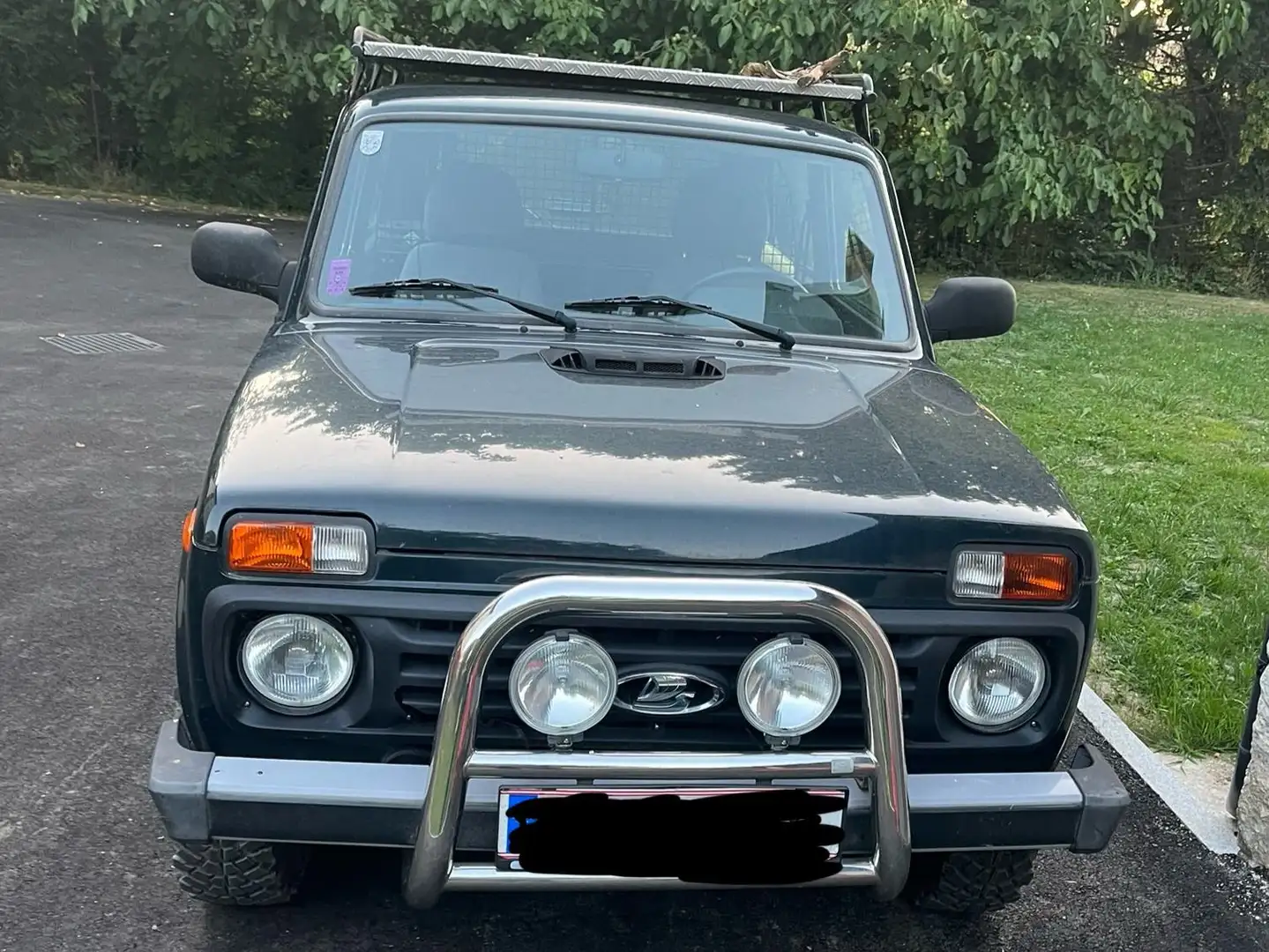 Lada Niva 4x4 Grün - 1