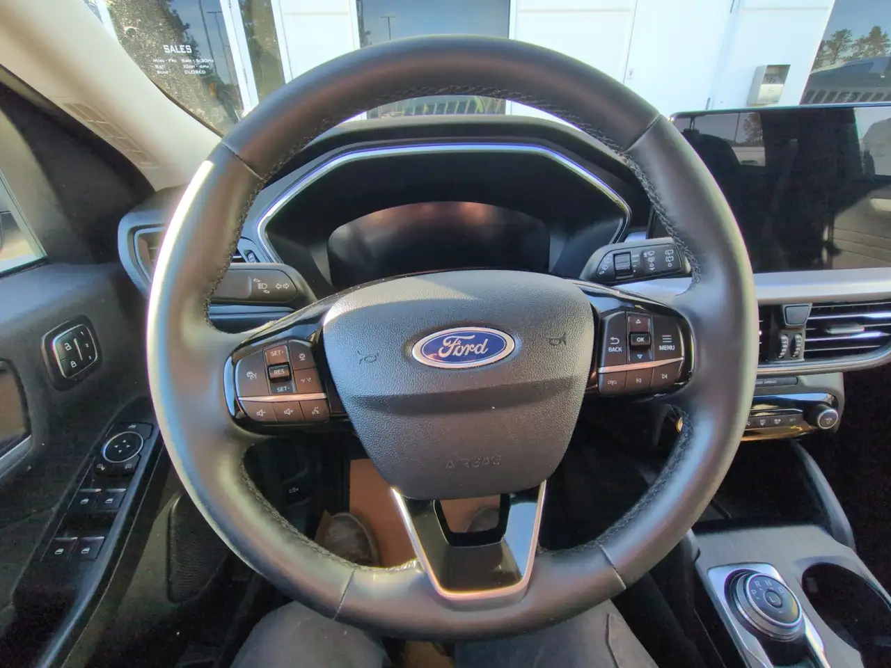 Ford Escape снимка Ford Escape