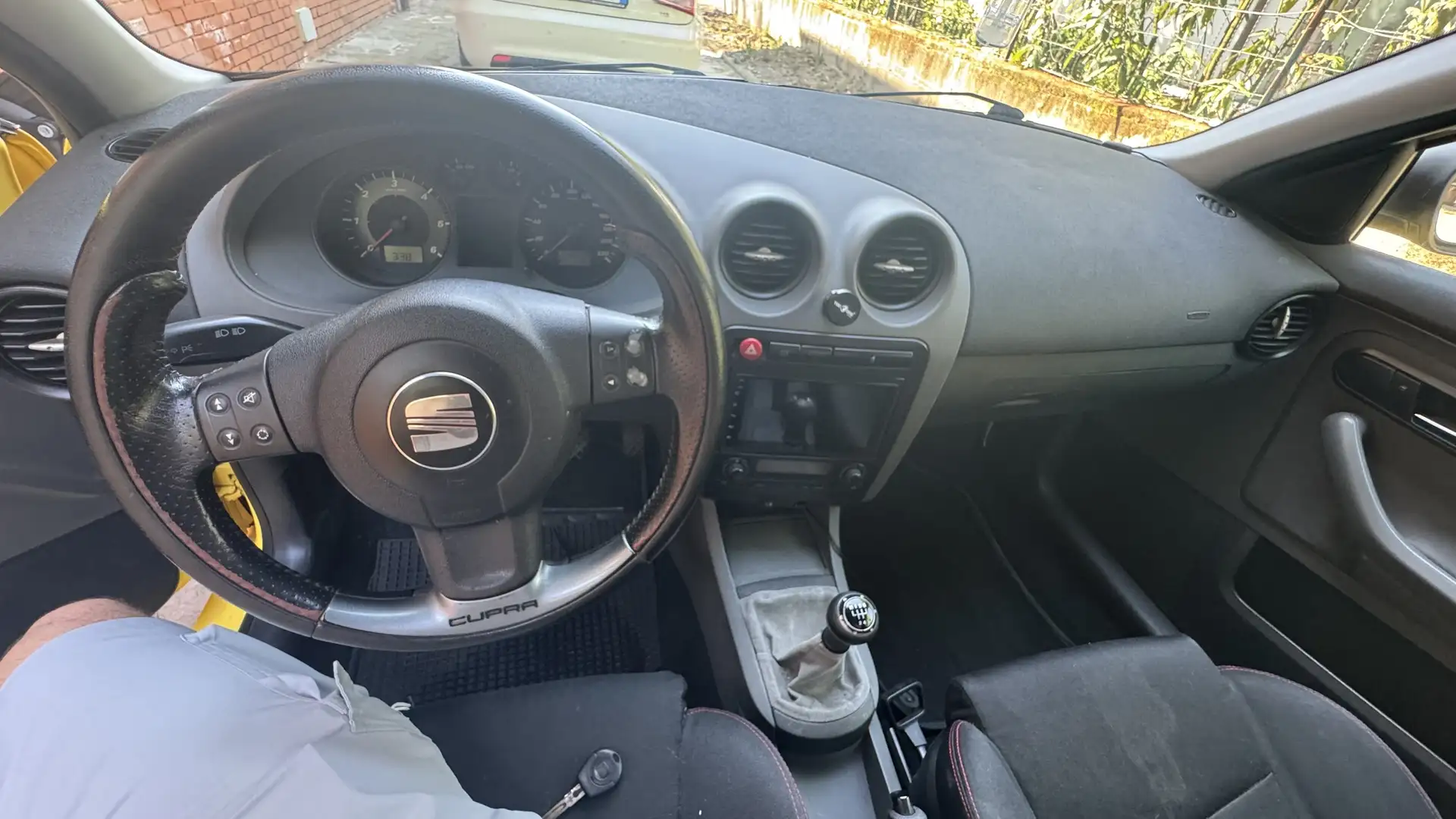 SEAT Ibiza 3p 1.4 tdi Xplod - 2