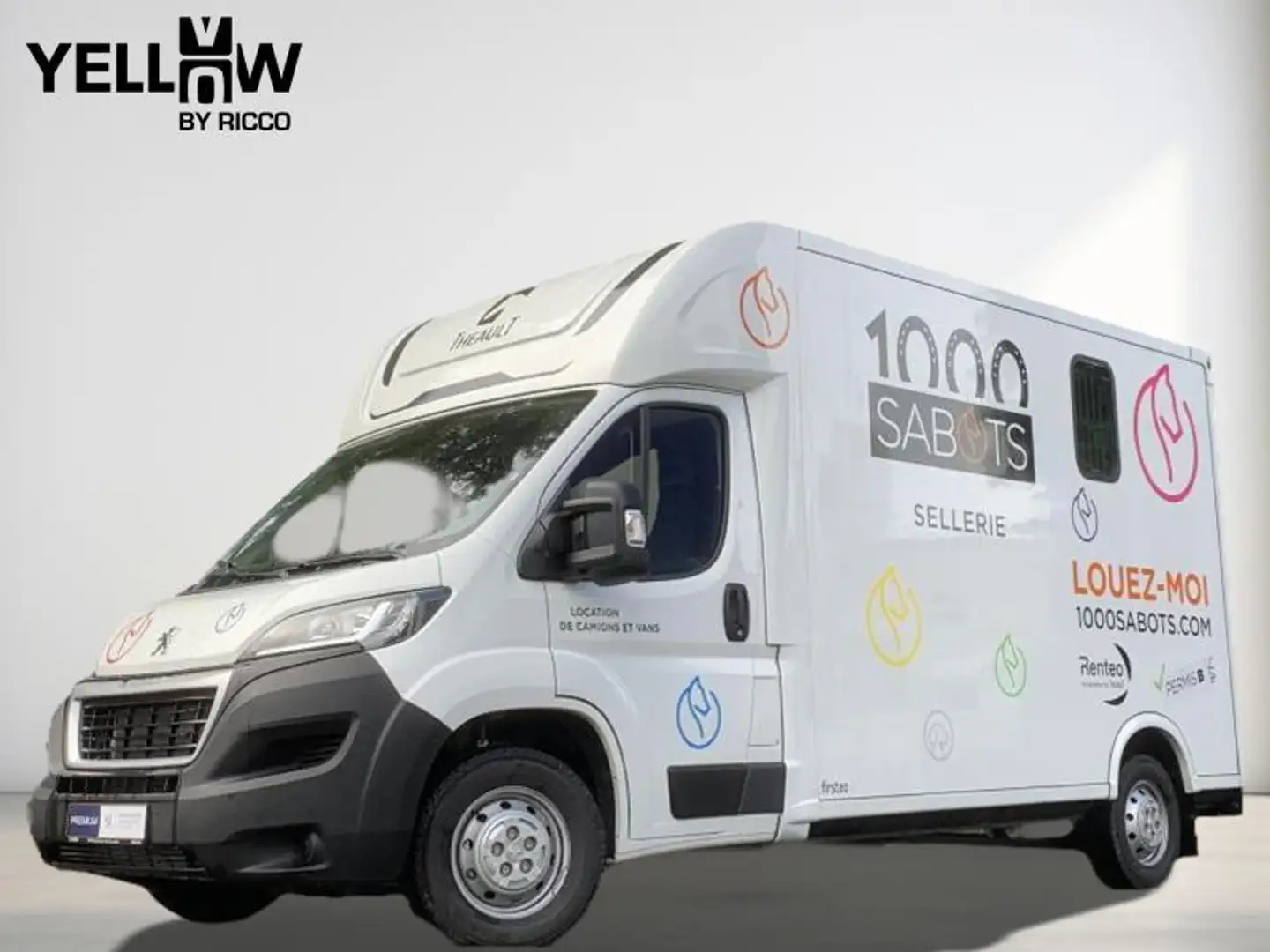Peugeot Boxer Theault / Transport chevaux / Blanc - 1