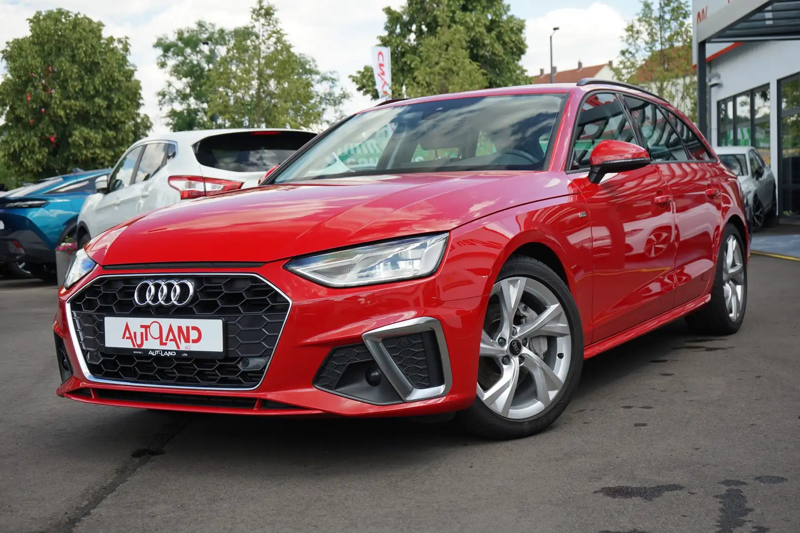 Audi A4 Avant 40 TFSI S line LED Navi B&O Memory PDC Rot - 2