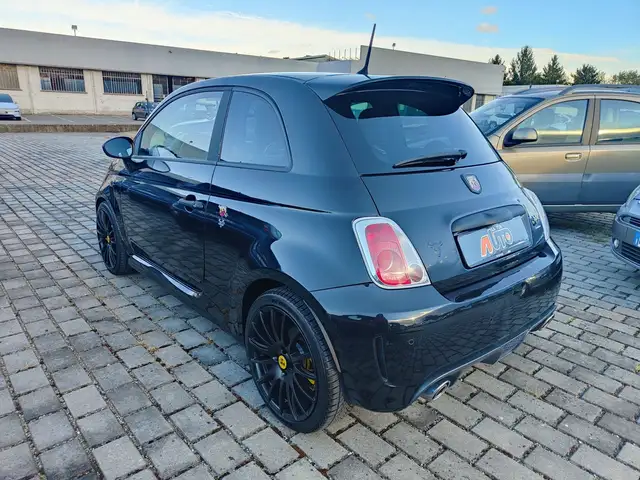 Abarth 595 view 5
