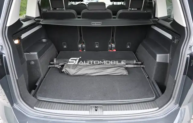 Volkswagen Touran view 15