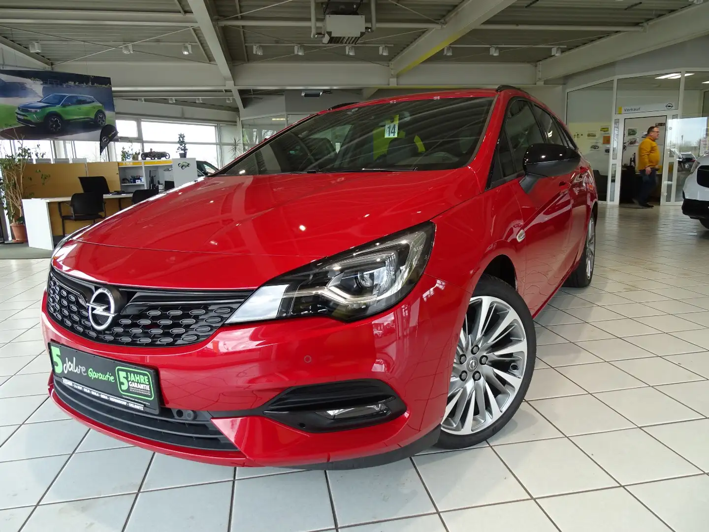 Opel Astra K Sportstourer 1.2 Turbo ULTIMATE *Navi Rot - 2