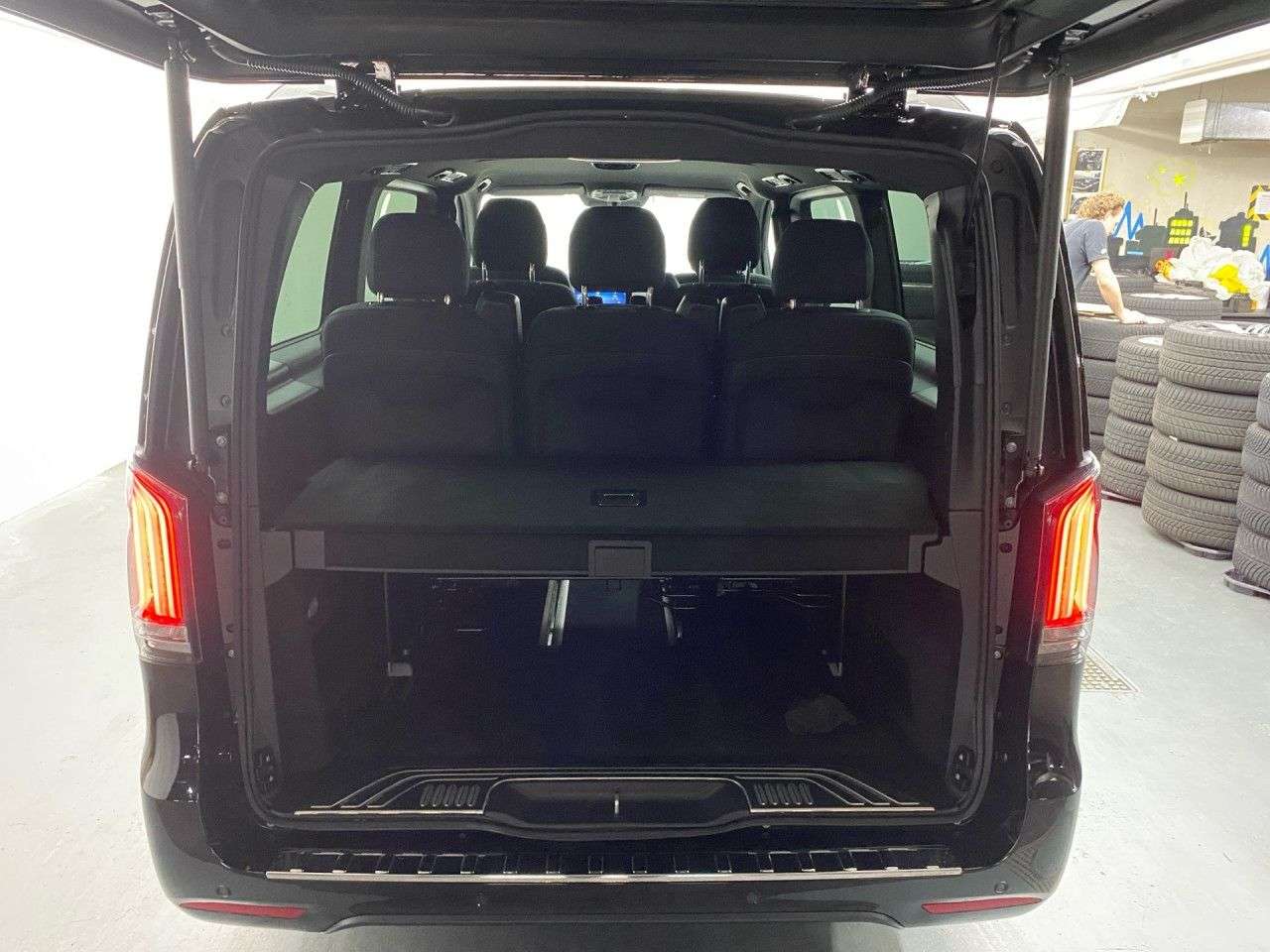 Mercedes-Benz V 250