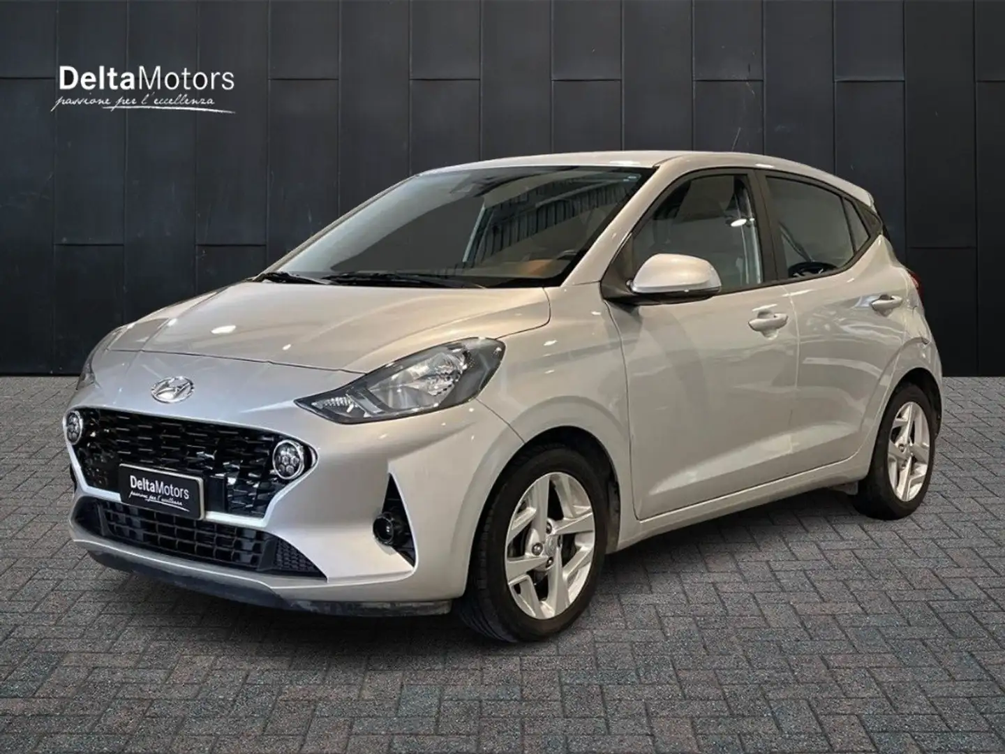 Hyundai i10 1.0 MPI Tech Grigio - 1