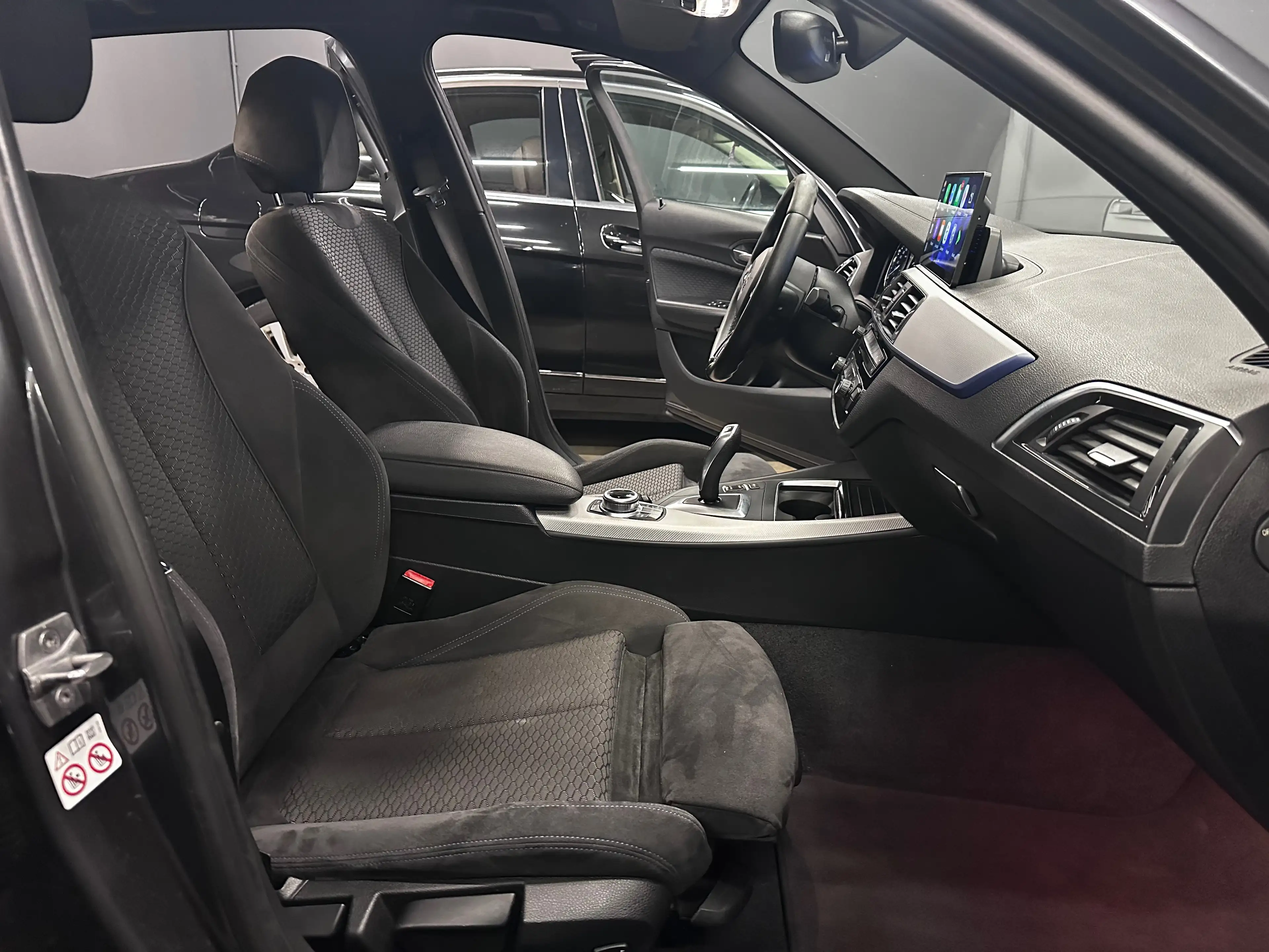 BMW 118 118i Pack M - Automatique — photo 7