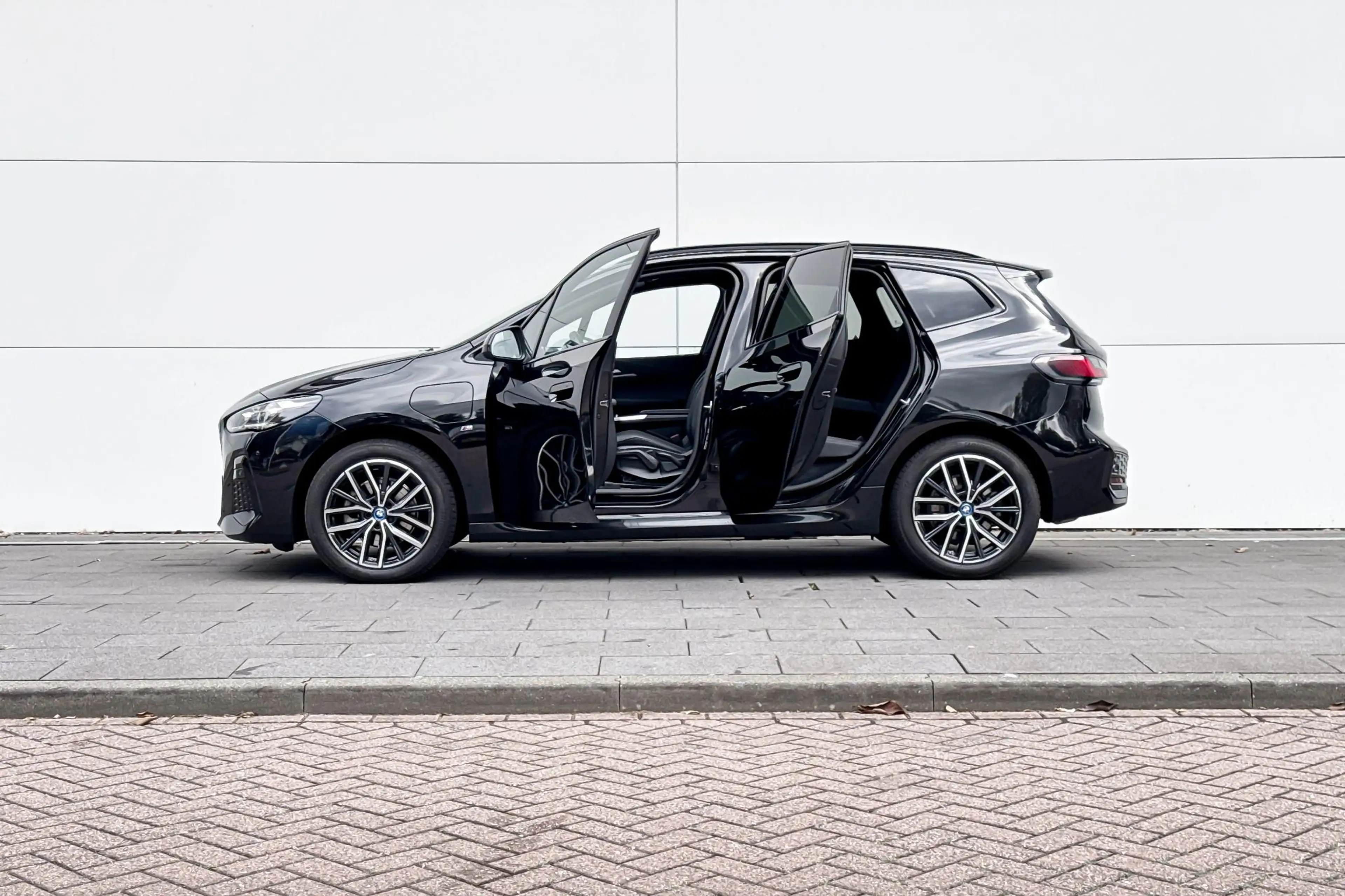 BMW 225 2 Serie Active Tourer 225e xDrive | M-Sport | Stuu — photo 3