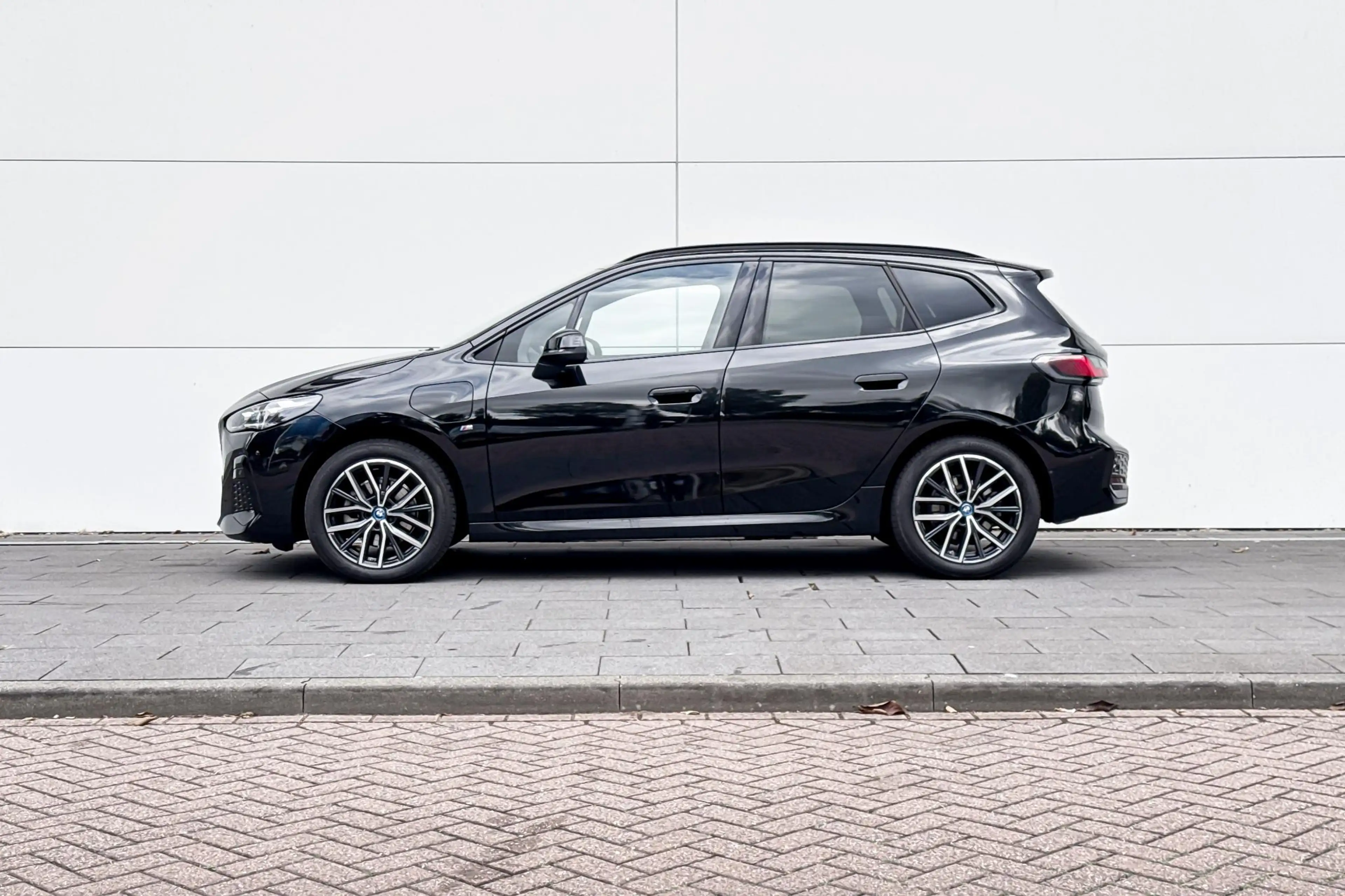 BMW 225 2 Serie Active Tourer 225e xDrive | M-Sport | Stuu — photo 2