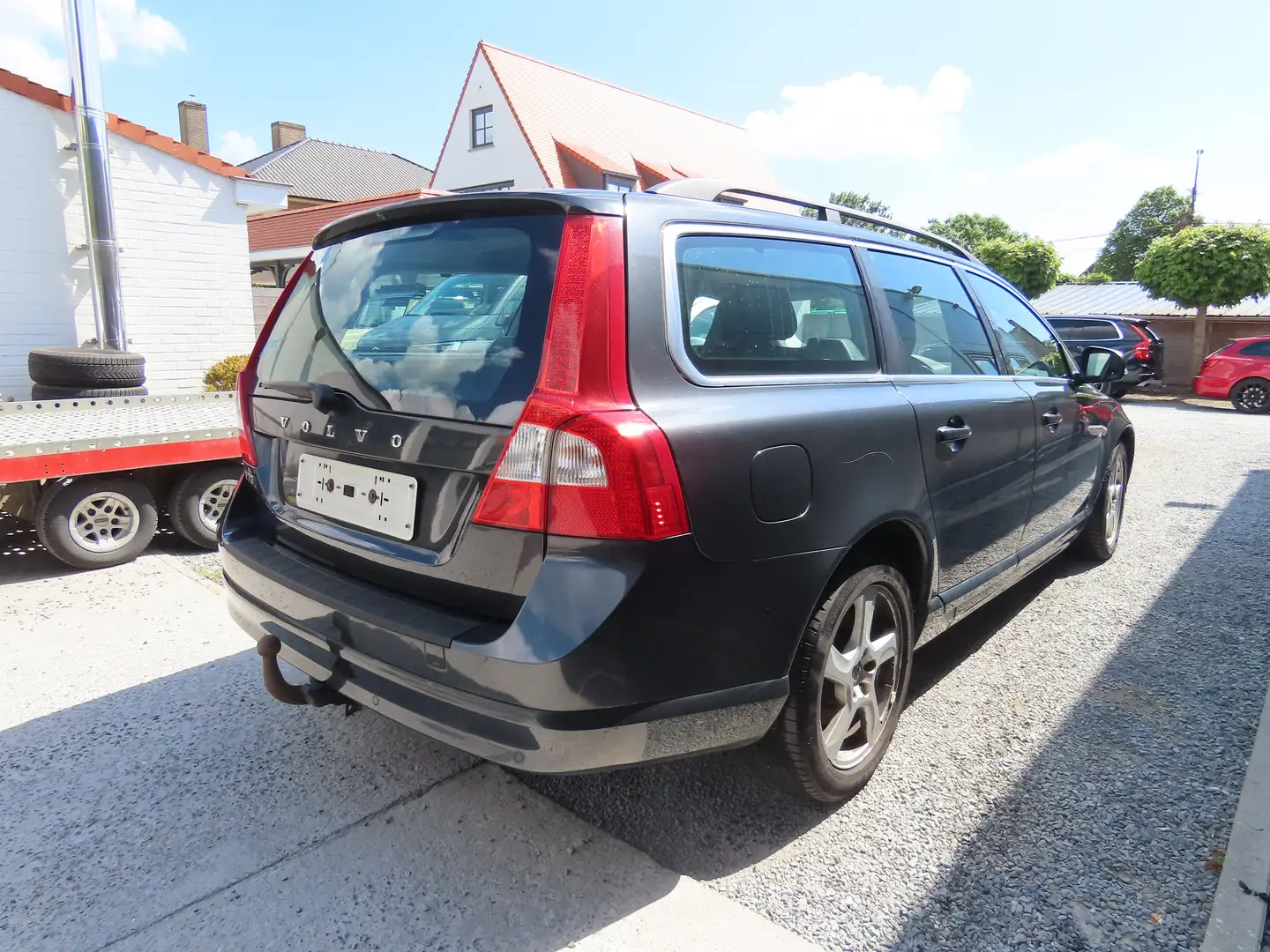 Volvo V70 2.0 D4 Momentum Start/Stop Grey - 2