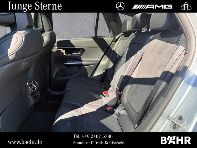 Mercedes-Benz 300 view 9