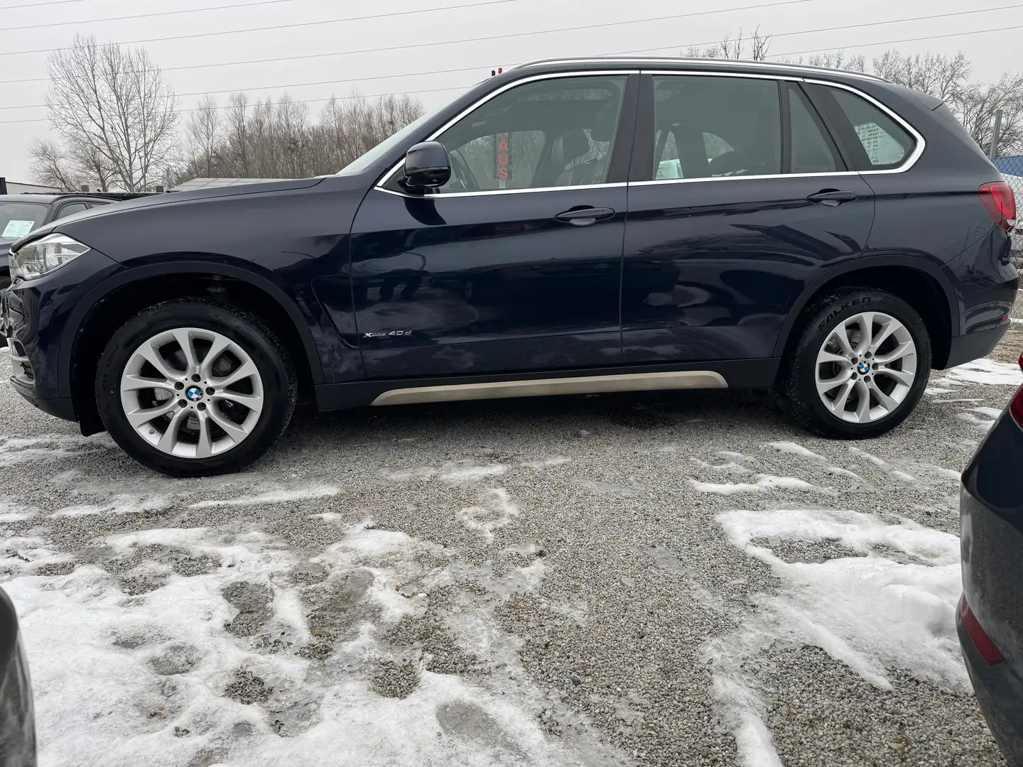 BMW X5 xDrive 40 d Bleu - 2