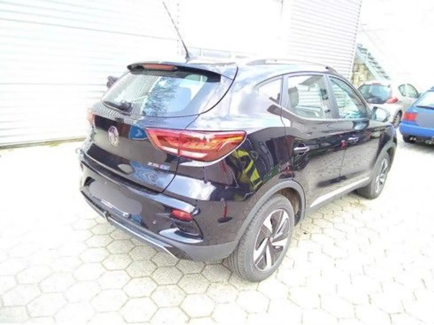 MG ZS EV Luxury Maximum 72kWh FahrAss+ 360K Leder Schwarz - 2