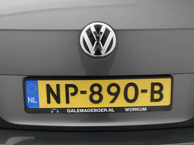 Volkswagen Tiguan view 19