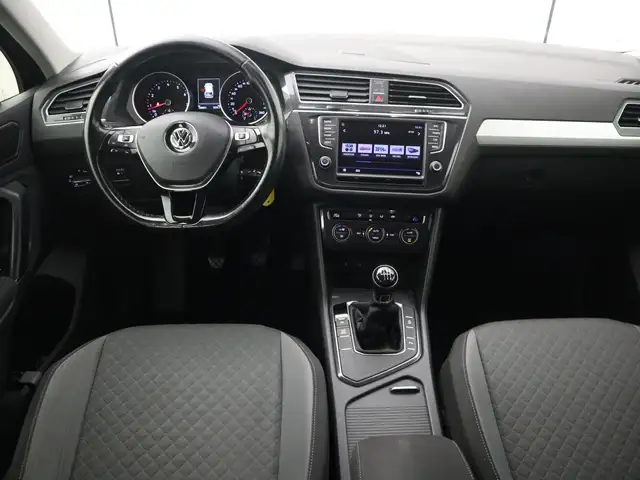 Volkswagen Tiguan view 8