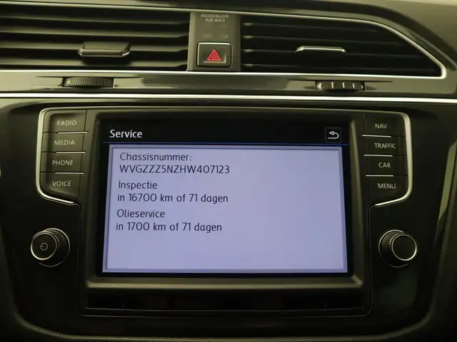 Volkswagen Tiguan view 24