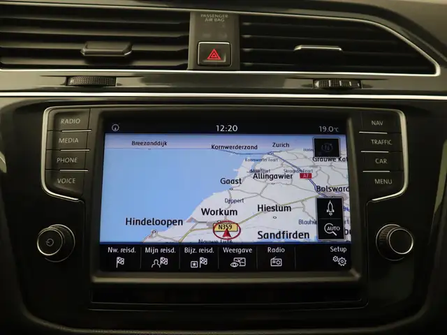 Volkswagen Tiguan view 11