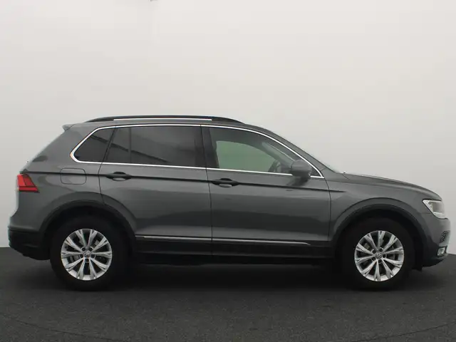 Volkswagen Tiguan view 16