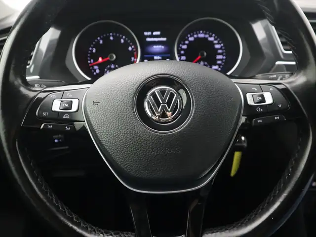 Volkswagen Tiguan view 13